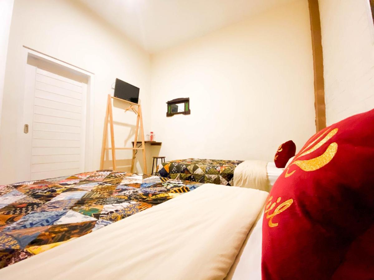 Hinggil Homestay Syariah Malioboro Yogya Mitra Reddoorz Джокьякарта Экстерьер фото